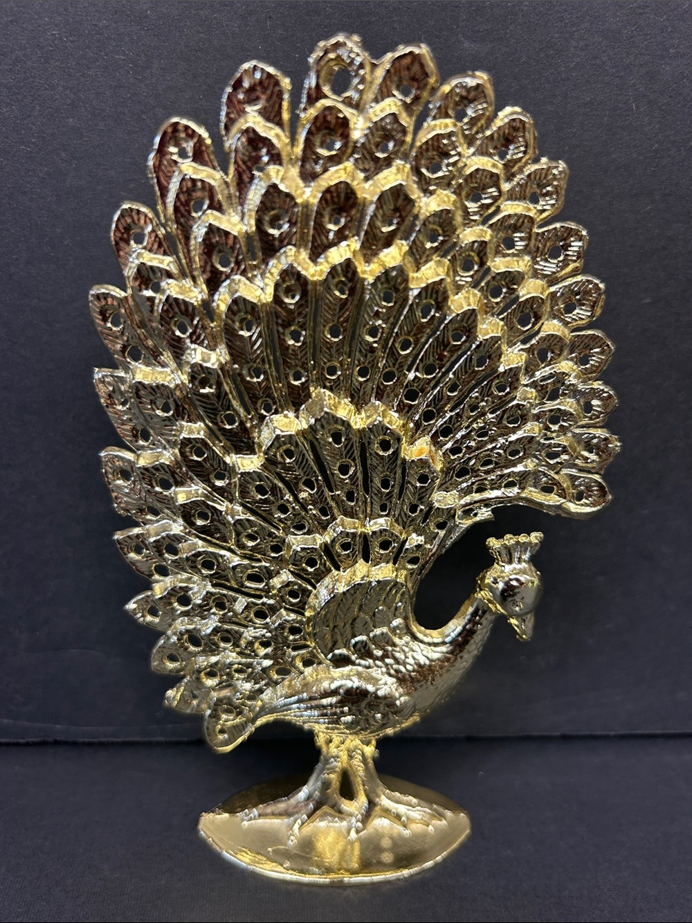 Vintage Hollywood Regency gold tone metal 5 3/4” Peacock shaped earring holder
